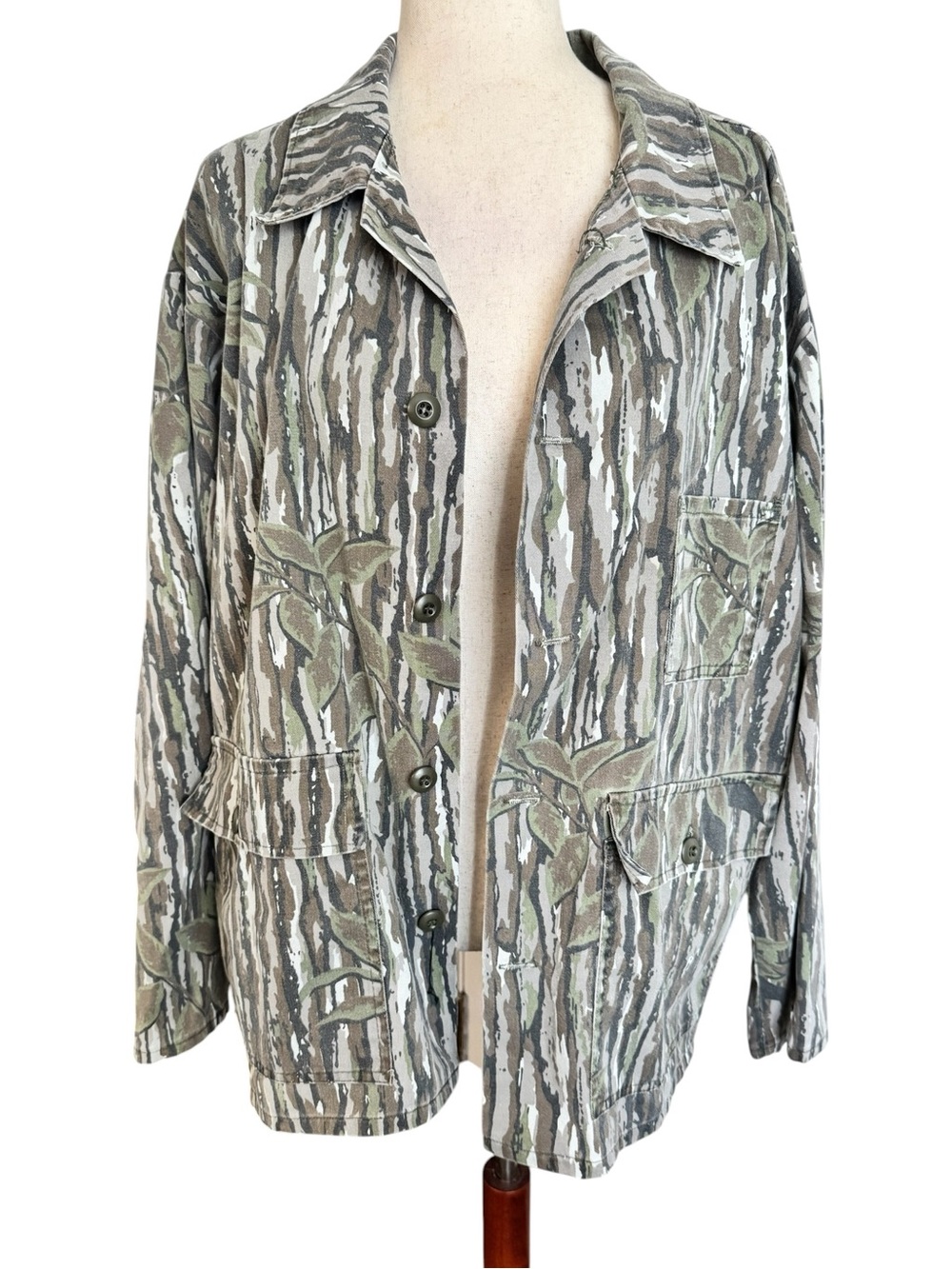 Vintage Realtree Camouflage Jacket in Green, Brown & Gray